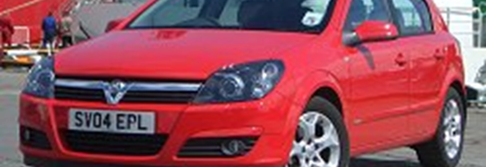 Vauxhall Astra 1.6 SXi Five-Door (2004)